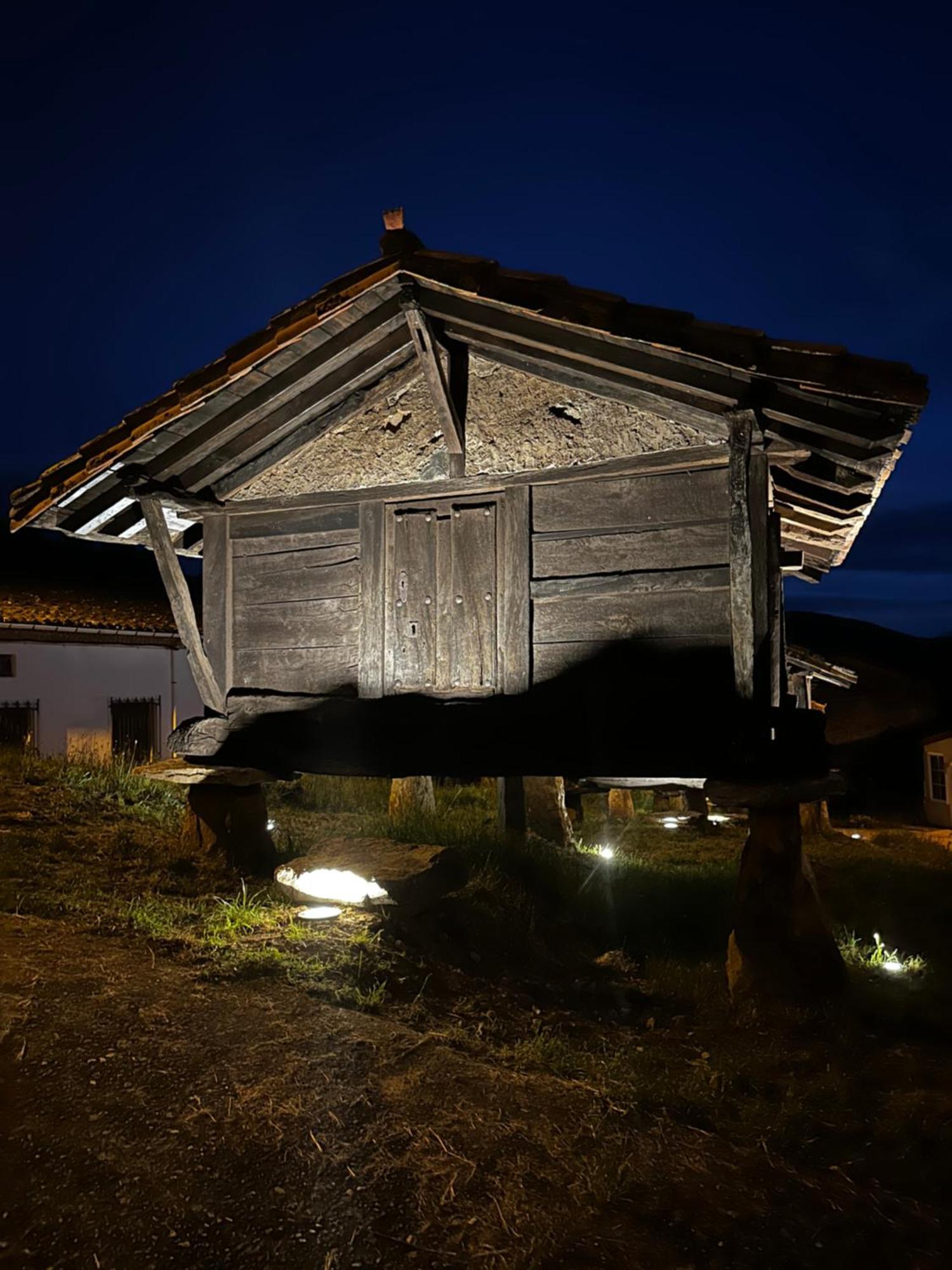 Los Tres Horreos Felechas Exterior photo